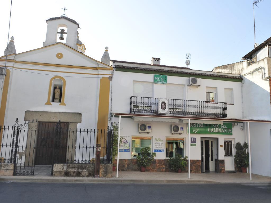 Hostal Via Del Caminante Madrigalejo Exterior photo